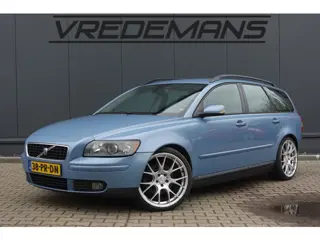 Volvo V50 2.4 Momentum