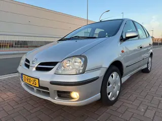 Nissan Almera Tino 1.8 /Airco/Camera/Trekhaak/Nieuwe APK