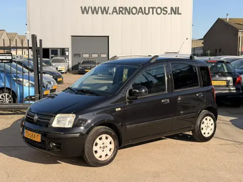 Fiat Panda 1.2 AUTOMAAT Emotion, AIRCO(CLIMA) IJSKOUD, 137.377 KM NAP, APK TOT 17-05-27, ELEK-RAMEN,