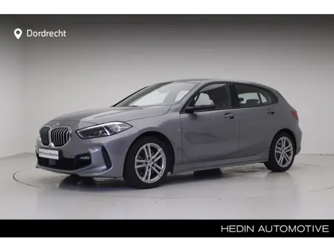 BMW 1-serie 120i M-Sport | Camera | 50-Jahre | Hifi |