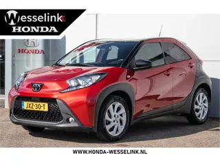 Toyota Aygo X 1.0 VVT-i S-CVT first - Adaptive cruise | Two-Tone lak | Apple cp/Android auto