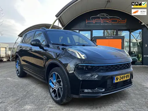 Lynk & Co 01 1.5 Plug in Hybride NL-Auto Dealer Onderhouden Rijklaarprijs!
