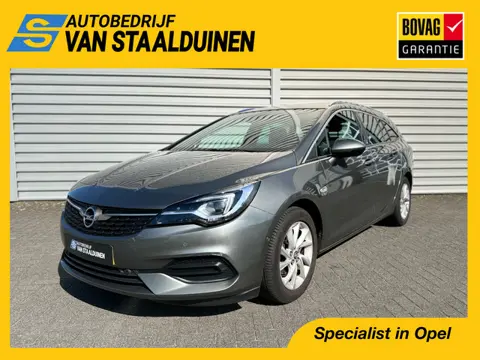 Opel Astra Sports Tourer 1.2 Elegance | Parkeersensoren | Camera | Apple carplay | Android Auto | Bu