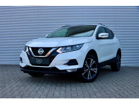 Nissan Qashqai 1.3 DIG-T N-Connecta | PANORAMA | CAMERA | 2E EIGENAAR | NAVIGATIE | NETTE AUTO!