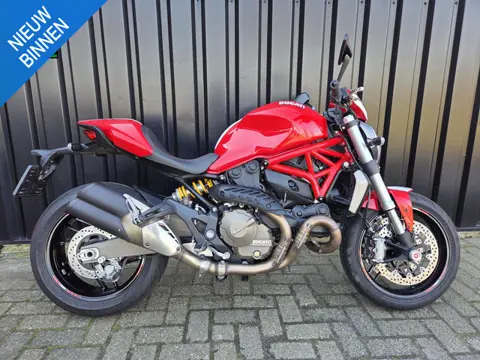 Ducati Monster 821 ABS