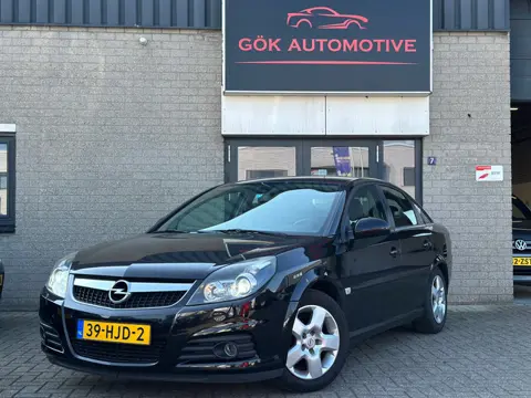 Opel Vectra GTS 1.8-16V Executive / Airco / PDC / Xenon / APK / NAP / 1STE Eigenaar / Navi