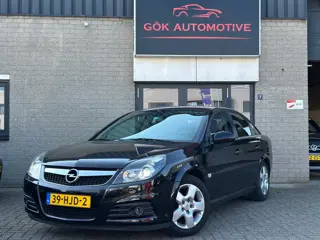 Opel Vectra GTS 1.8-16V Executive / Airco / PDC / Xenon / APK / NAP / 1STE Eigenaar / Navi