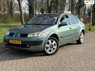 Renault Mégane 1.6-16V Privilège Comfort (bj 2005) AIRCO / CRUISE CONTROLE