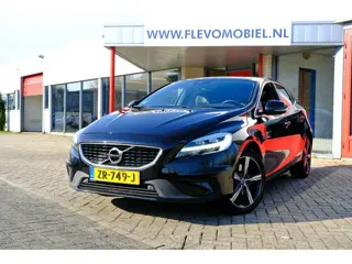Volvo V40 1.5 T3 Polar+ Sport Aut. Pano|Navi|Cam|HarmanKardon|LMV