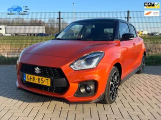 Suzuki SWIFT 1.4 Sport Smart Hybrid | Camera | KeyLess | CarPlay | 8000KM |