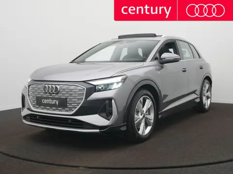 Audi Q4 e-tron 50 quattro S edition 77 kWh S-Line | Panodak | Elek. Trekhaak | HUD | Elek. Stoelen