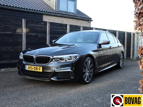 BMW 5 Serie M550i xDrive High Executive dealer O.H., BTW-auto, pano, HUD
