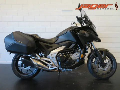 Honda NC750XA NC 750 X HISTORIE KOFFERS! (bj 2023)