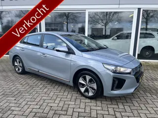 Hyundai IONIQ Comfort EV / Stoelverwarming / Cruise / Carplay / Led / Lmv