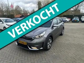 Kia Niro 1.6 GDi Hybrid DynamicLine , navigatie , pdc , camera