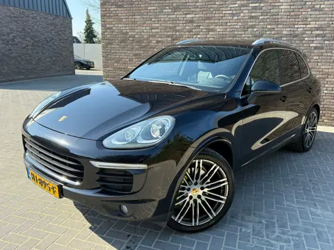 Porsche Cayenne 3.0 S E-Hybrid, DEALER ONDERH, Pano, Sport Chrono, Luchtvering 21''