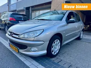 PEUGEOT 206 1.4 Forever AIRCO 5DRS 2DE EIG RIJDT GOED NAP APK