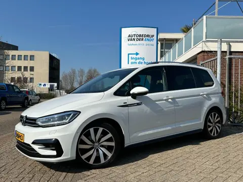 VOLKSWAGEN TOURAN 1.4 TSI Highline Edition R 7 persoons  R-line  LED  Camera  Trekhaak    