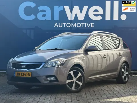 Kia Cee'd Sporty Wagon 1.4 CVVT X-ecutive Trekhaak,Climate,ElektrischeRamen,LMV,N.A.P!