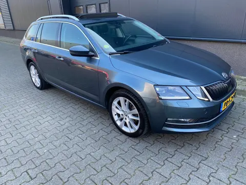 Skoda Octavia Combi 1.6 TDI Greentech Style Business panodak export prijs