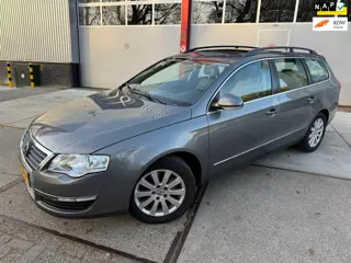 Volkswagen Passat Variant 2.0 FSI Comfortline Business