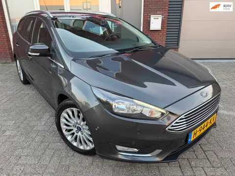 Ford Focus Wagon 1.0 Titanium / Navi / PDC / Park Assist / LED