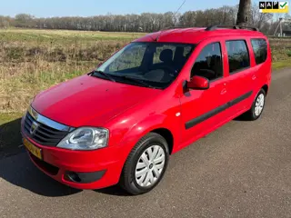 Dacia Logan MCV 1.6 MPI Lauréate 7p. Airco/Trekhaak/Nw APK/Elektr ramen