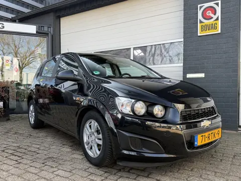 Chevrolet Aveo automaat! 1.4 LT (bj 2011)