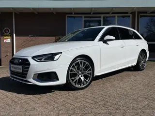 Audi A4 Avant 40 TFSI Pro Line | Trekhaak | Elek. Klep | Voorstoelen verwarmd | A. Camera | LED | Ap