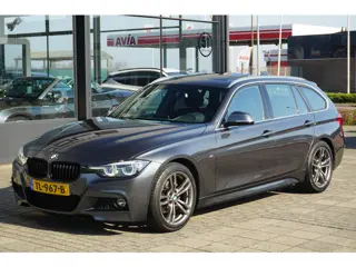 BMW 3-serie Touring 320i Edition M Sport Shadow Executive | PANO | Carplay | LEER