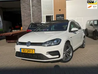 Volkswagen Golf 1.5 TSI Highline Business R