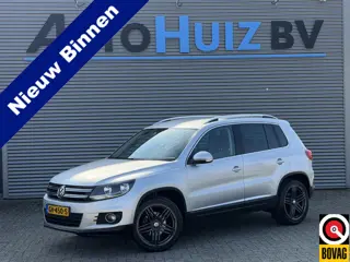 Volkswagen Tiguan 2.0 TSI Sport&Style 4Motion PDC Trekhaak Cruise Control Leder Navigatie Stoelverwa
