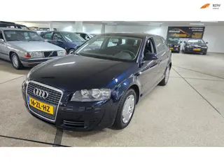 Audi A3 Sportback 1.4 TFSI Attraction Business Nieuwe Apk! Zeer netjes en top onderhouden.