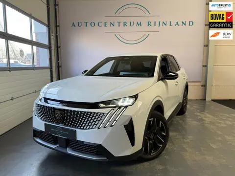 Peugeot 3008 1.2 Hybrid 145 Allure Stoelverwarming Trekhaak 1 Jaar Bovag garantie