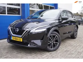 Nissan Qashqai 1.3 MHEV Xtronic Business Design BLACK