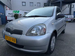 Toyota Yaris 1.3-16V VVT-i Luna Dealer Onderhouden Nette Auto