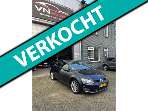 Volkswagen Golf 1.4 TSI ACT 140 PK 6 BAK Highline LEER NAP