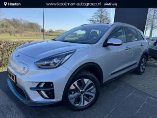 Kia e-Niro ExecutiveLine 64 kWh Eerste Eigenaar, Dealeronderhouden, JBL, Elektrische Stoelen, Schuif