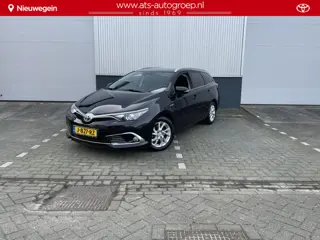 Toyota Auris 1.8 Hybrid Dynamic TS | 99.000 Km | Navigatie |