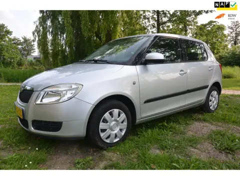 Skoda Fabia 1.2 Classic*hoogzitter*airco*weinig km's*apk 06-2026