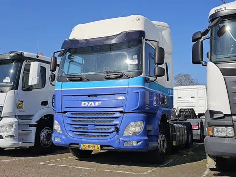 DAF CF 400 spacecab engine brok