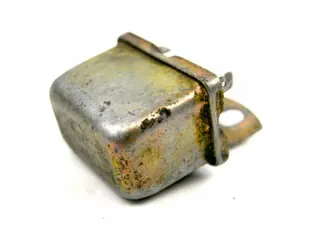 Used relais 850T,c2 /30A,12V          /A