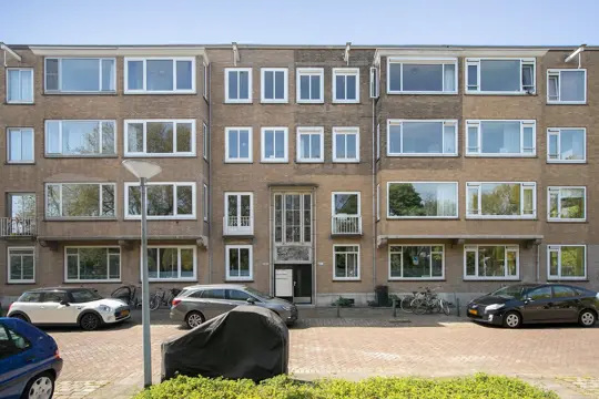 Woning aan de Statenweg te Rotterdam