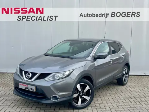 Nissan QASHQAI 1.6 DIG-T 163 Pk Connect Edition Navigatie, Climate Control, Cruise Control, 360 Came