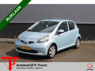 Toyota Aygo 1.0-12V *Meeneemprijs* /Airco/Toerenteller/Radio-CD speler/Elektrische ramen.