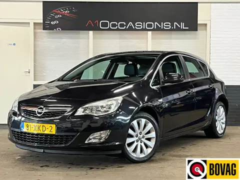 Opel Astra 1.4 Turbo Cosmo + NAVI !! (bj 2012)