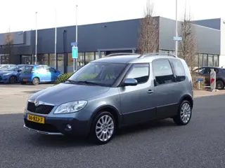 Skoda Roomster 1.2 TSI Tour Airco Trekhaak Nieuwe Apk