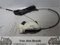 Seat Ibiza 5 drs Hatchback 2008-2015 Deurslot rechts voorzijde