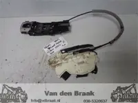 Seat Ibiza 5 drs Hatchback 2008-2015 Deurslot links voorzijde