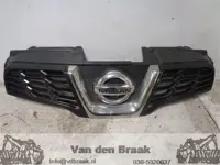 Nissan Qashqai 2011-2014 Grille